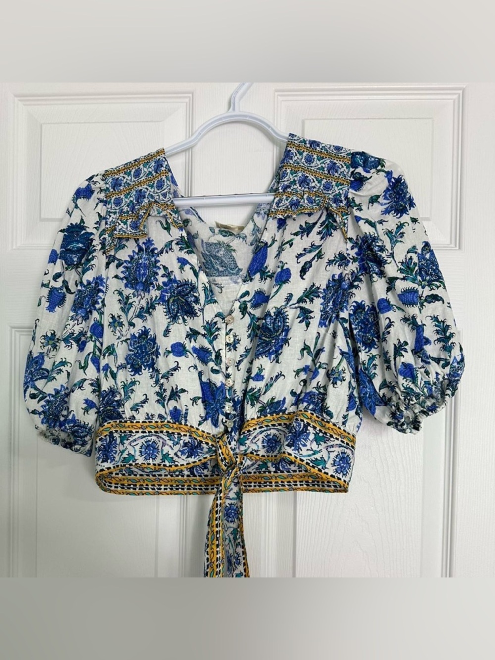 Nicole Miller Blue and White Floral Tie-Front Crop Top